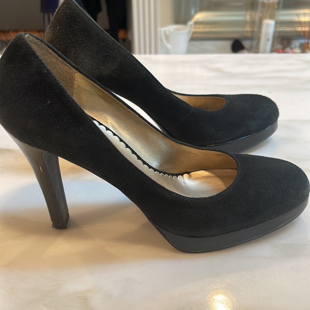 Jessica Simpson Heels - Picture 2 of 5